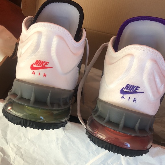 NIKE LEBRON 18 . Low Ep size 9.5 - Picture 7 of 8